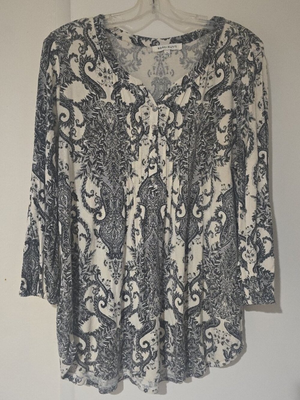 Rose + Olive Paisley Henley Tunic Top Women's L Navy Cream 3/4 Sleeve